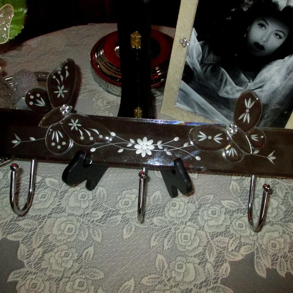 Mirrored Butterfly 3 Hook Wall Rack